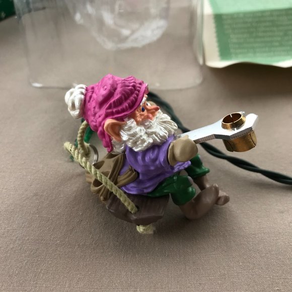 1987 Hallmark North Pole Power & Light Magic Keepsake Christmas Holiday Ornament - Picture 2 of 7